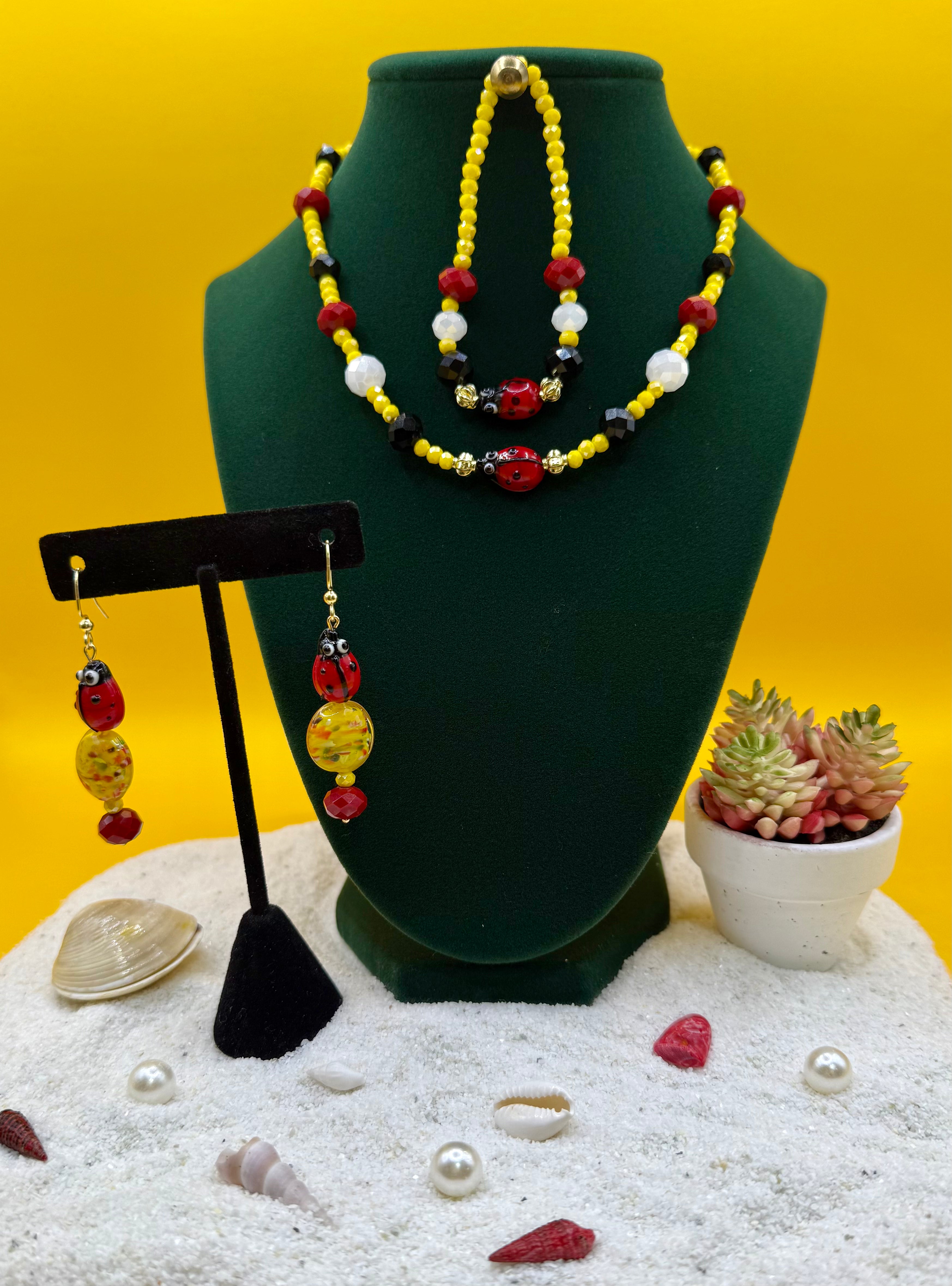 Lady Bug Choker Set
